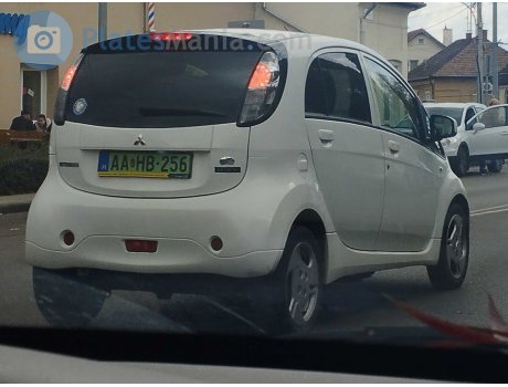 AA HB-256, Mitsubishi i