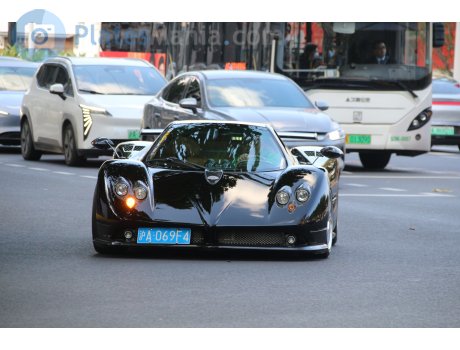 沪A·069F4, Pagani Zonda