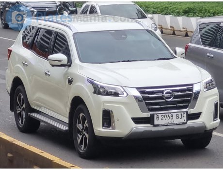 B 2968 BJF, Nissan Terra