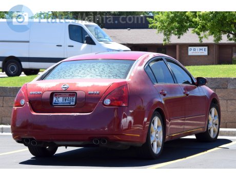 2C UW466, Nissan Maxima