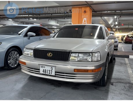 Q 48137, Lexus LS