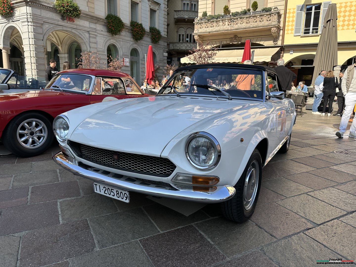 TI 205809, FIAT 124 1st gen Sport Spider, 1966–1978