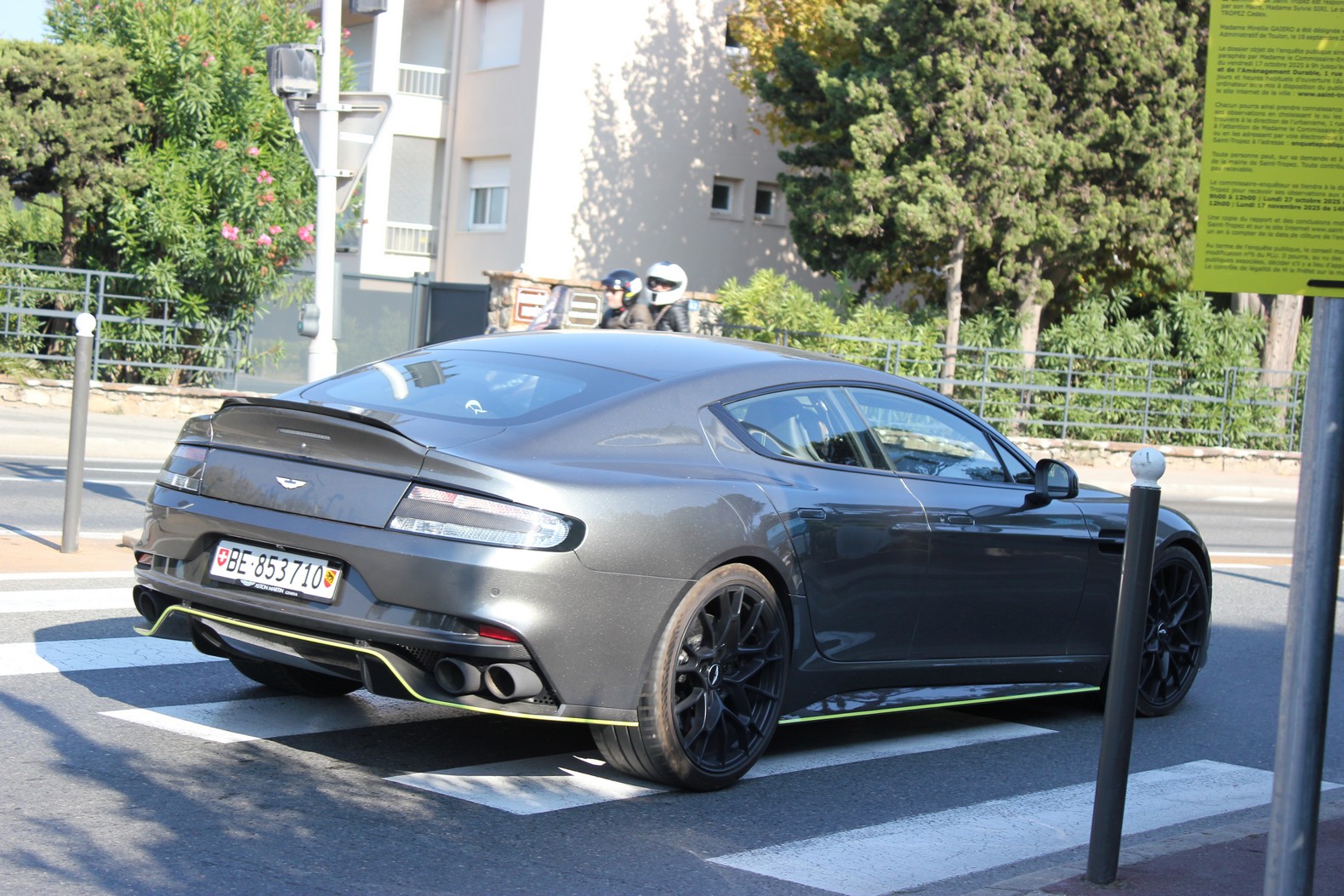 BE 853710, Aston Martin Rapide 