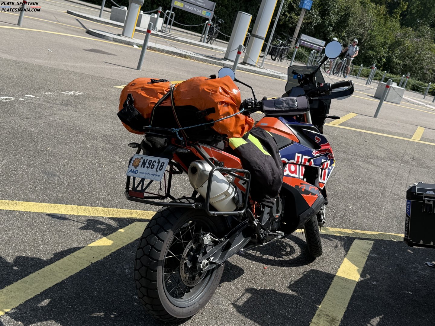N 9618, KTM Adventure 
