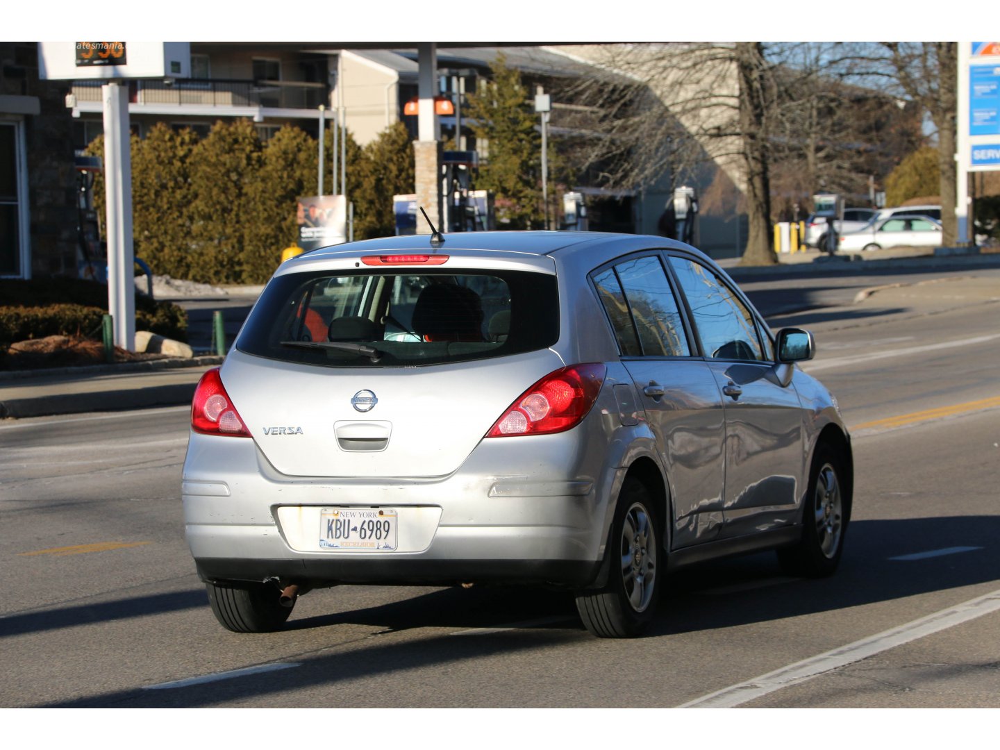 KBU-6989, Nissan Versa 1st gen Hatch (C11), 2006–2012