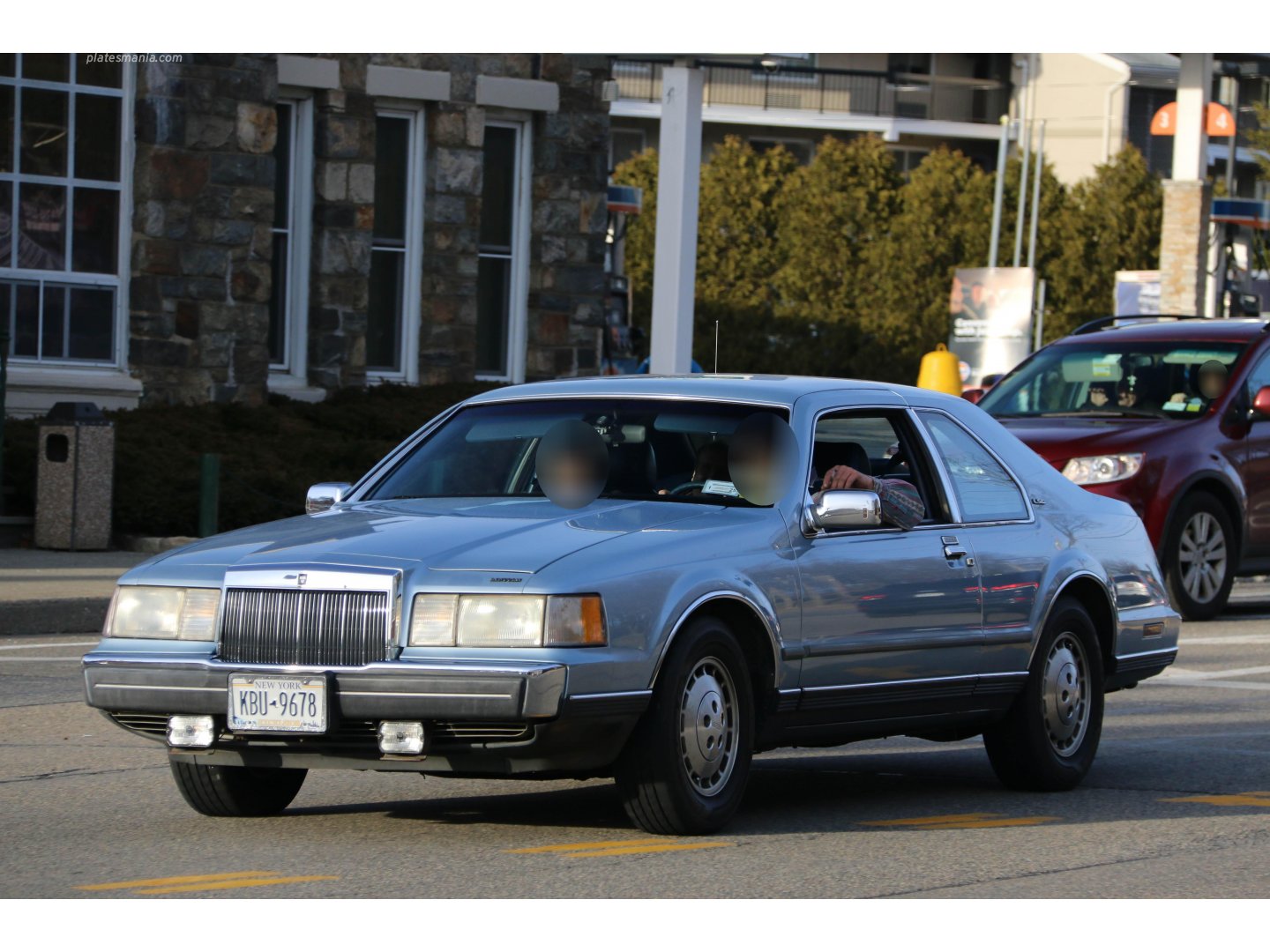 KBU-9678, Lincoln Continental Mark Series Mark VII 2-door Coupé (63D), 1983–1992