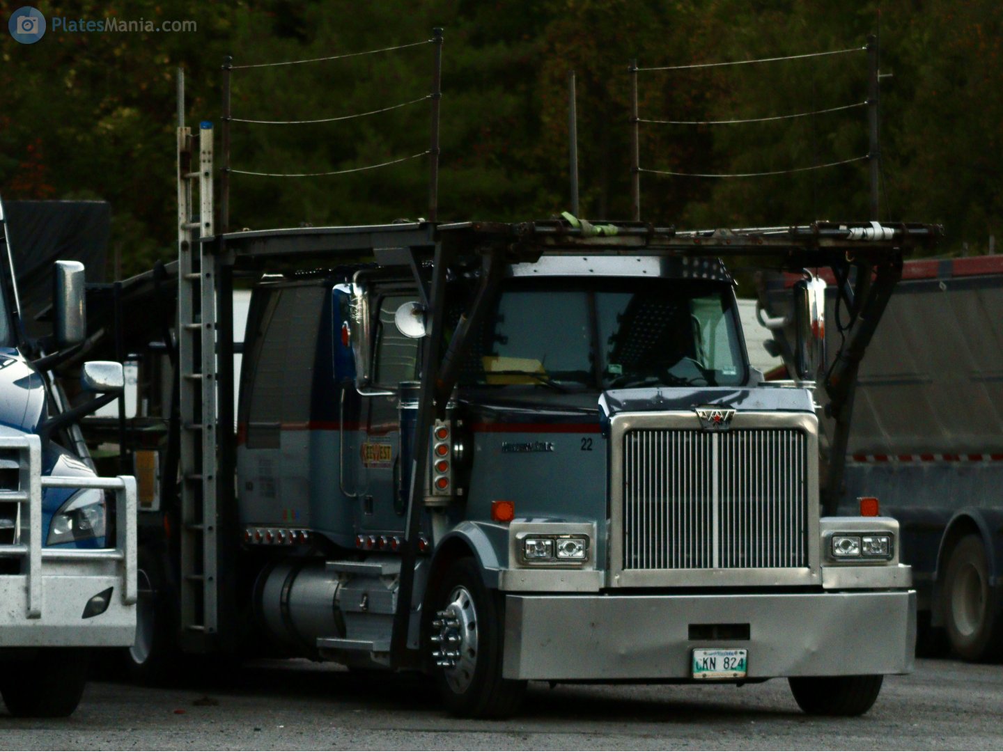 CKN 824, Western Star 4900 