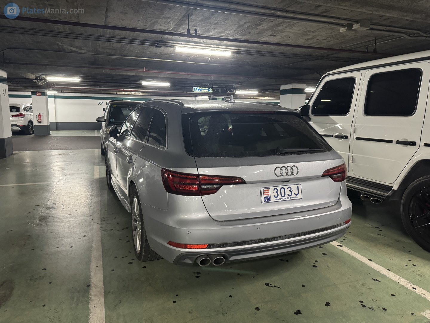 303J, Audi A4 5th gen Avant (B9/8W5/8WD), 2015–2019