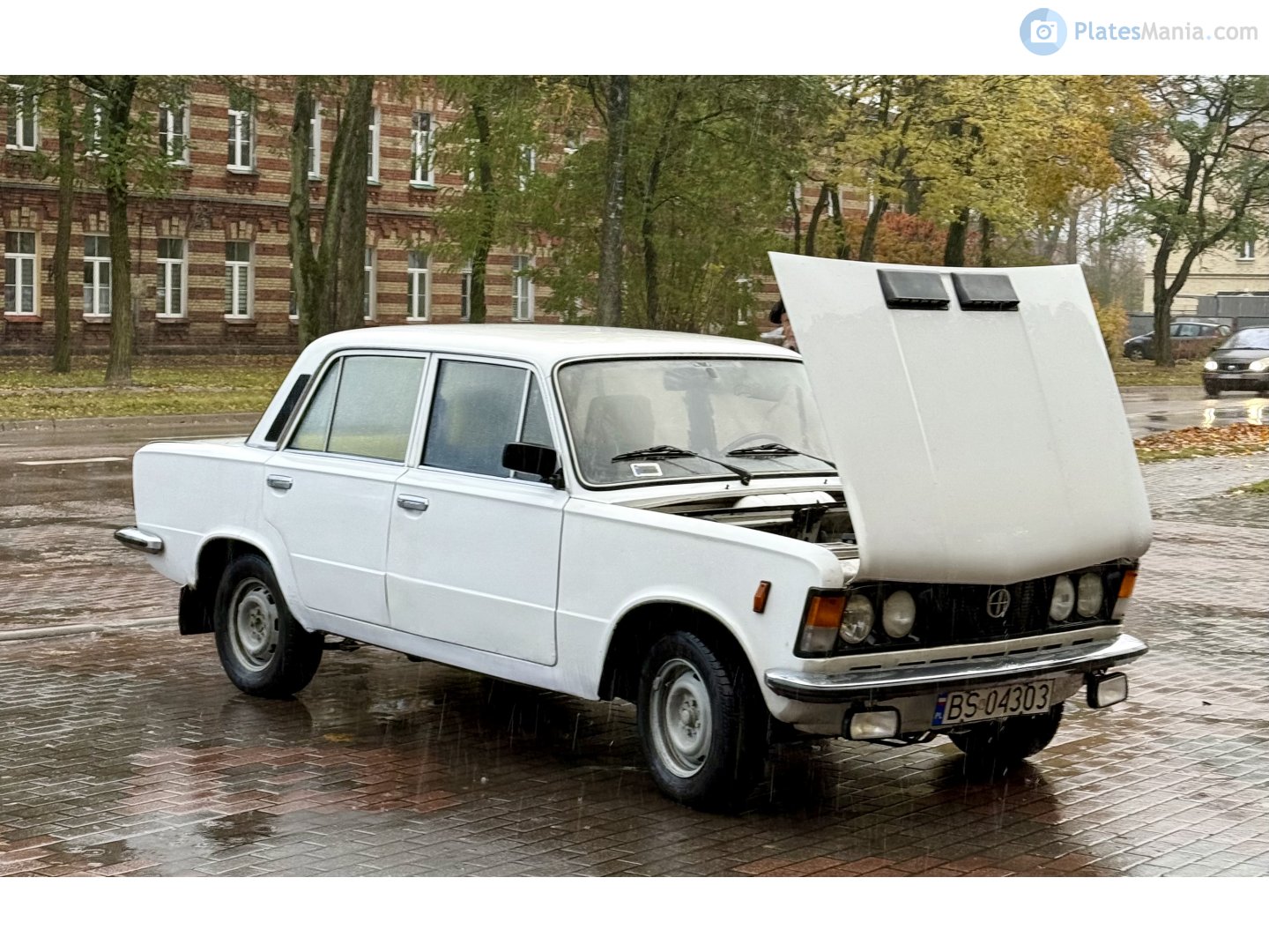 BS 04303, FSO 125p 1st gen Sedan, 1983–1991