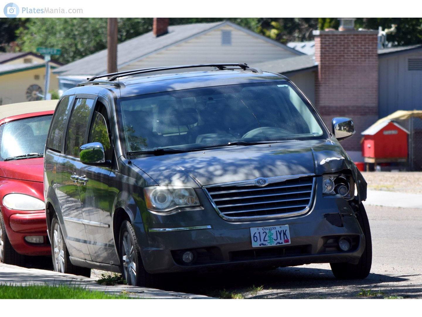 612 JYK, Chrysler Town&Country 5th gen Minivan (RT), 2007–2010