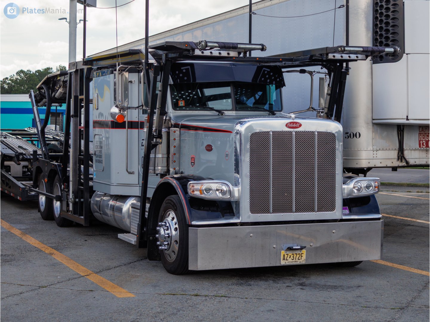 AZ-372F, Peterbilt 389 