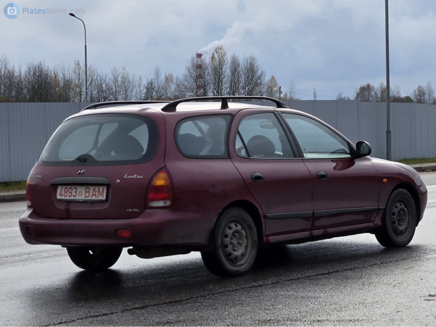 4893 BAM, Hyundai Lantra 2nd gen Wagon (J2), 1995–1998