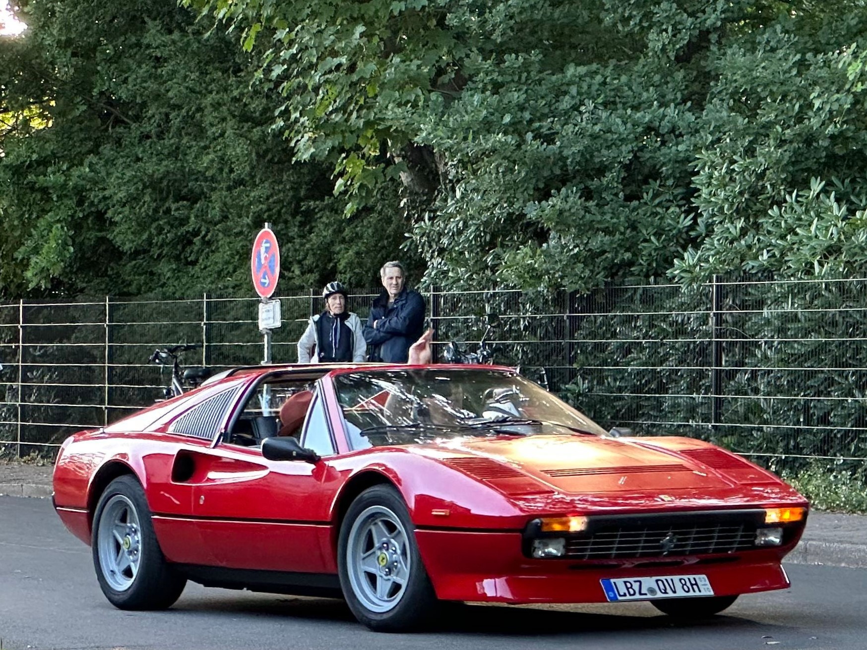 LBZ QV 8H (03/10), Ferrari 308 1st gen GTS, 1977–1985