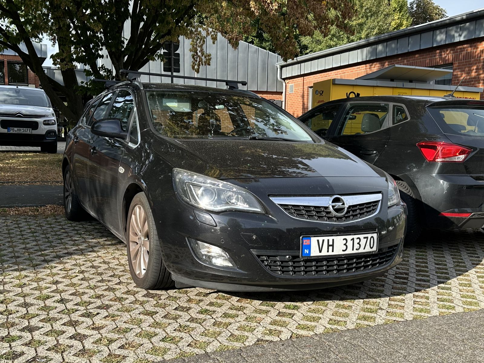 VH 31370, Opel Astra 4th gen Hatch (J; P10), 2009–2015