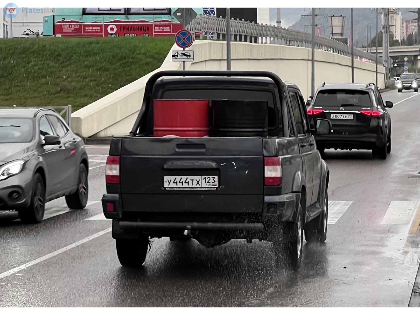 у 444 тх 123, UAZ 3164 Patriot Sport 2010–2011