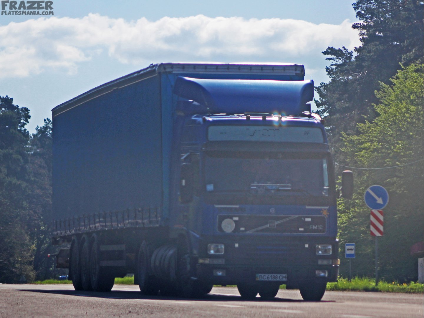 BC 6188 CM, Volvo FM 1st gen, 1998–2001
