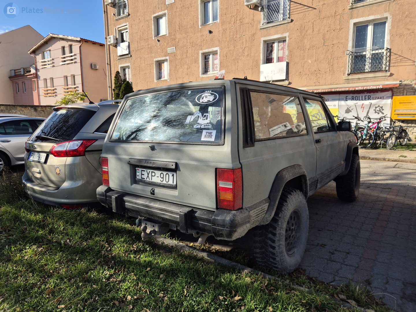 EXP-901, Jeep Cherokee 2nd gen 3-door SUV (XJ), 1983–2001