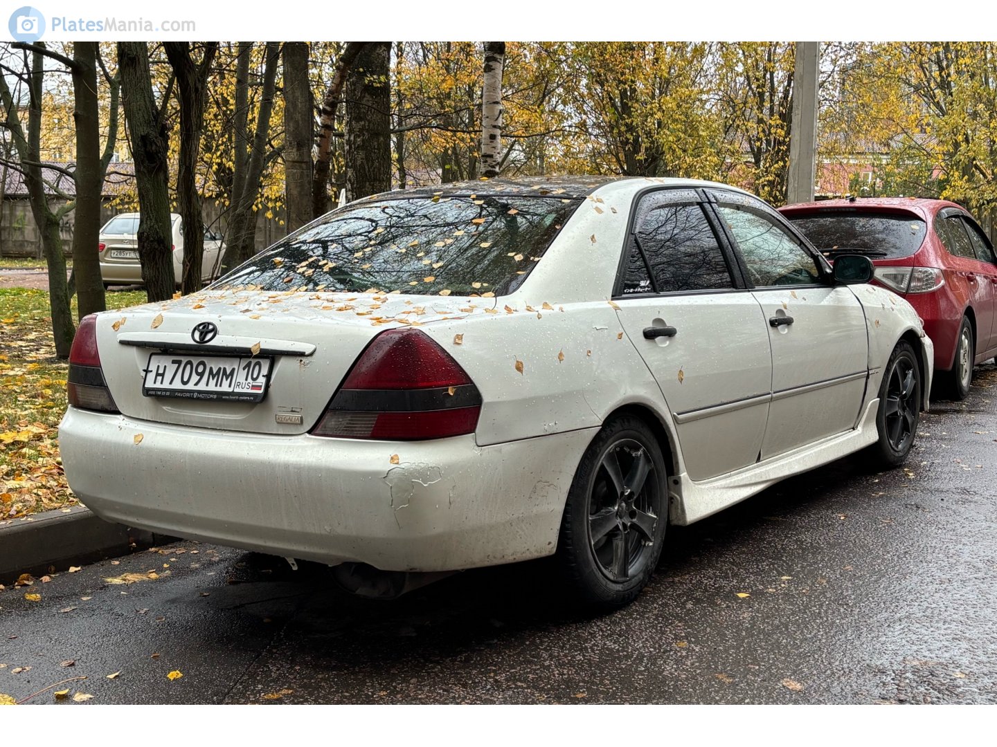 н 709 мм 10, Toyota Mark II 9th gen Sedan (X110), 2000–2004