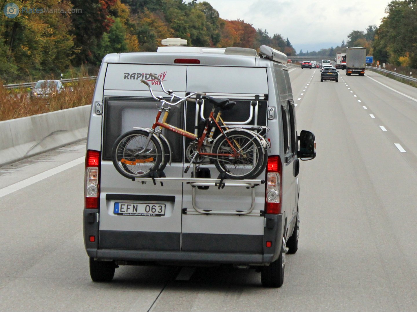 EFN 063, Rapido Serie Van 