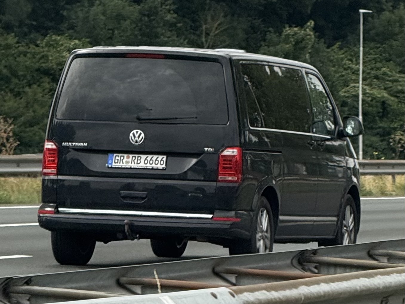 GR RB 6666, Volkswagen Multivan T6 (SG), 2015–2019