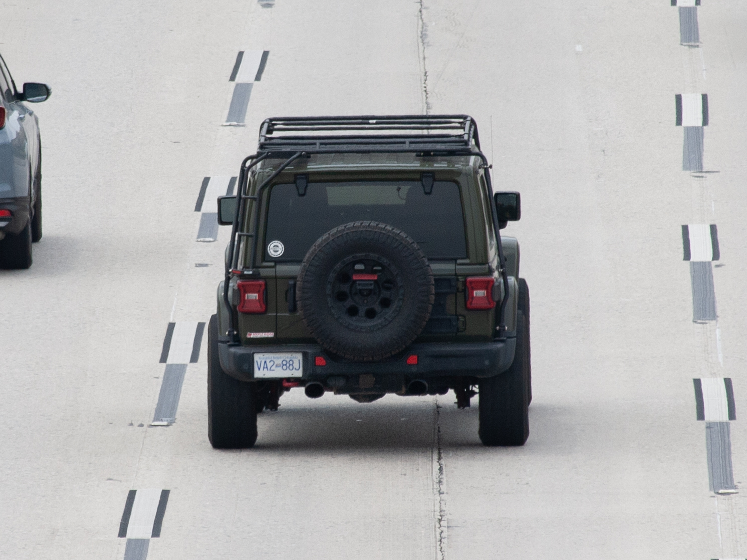 VA2-88J, Jeep Wrangler 4th gen (don't set)