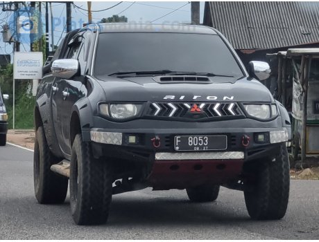 F 8053, Mitsubishi Triton
