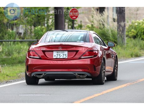 横浜 305 ぬ 7575, Mercedes-Benz SLC-Klasse