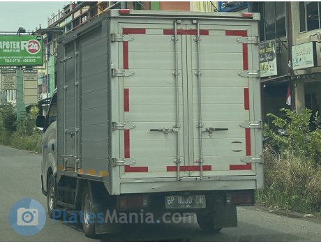 BP 8030 DR, Isuzu Traga