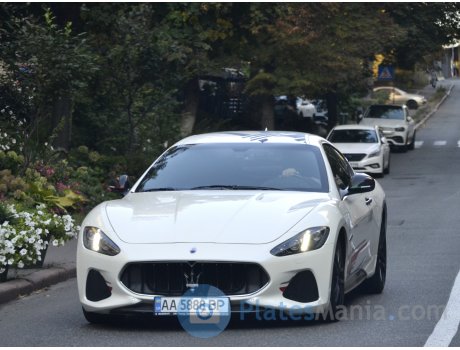 AA 5888 BP, Maserati GranTurismo