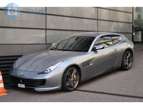 4512, Ferrari GTC4 Lusso