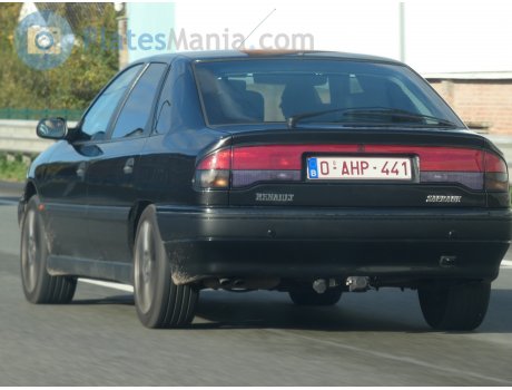 O-AHP-441, Renault Safrane