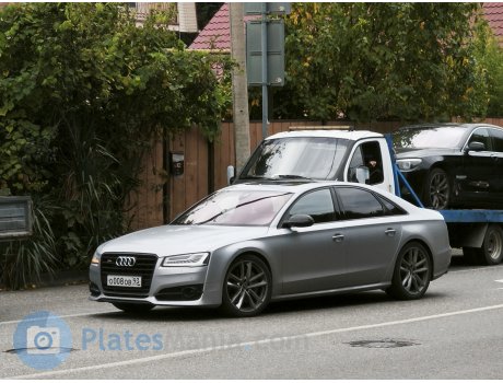 о008ов93, Audi S8