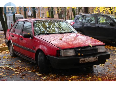 в335не77, Volvo 440