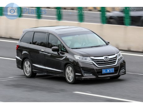 京A·JW703, Honda Elysion