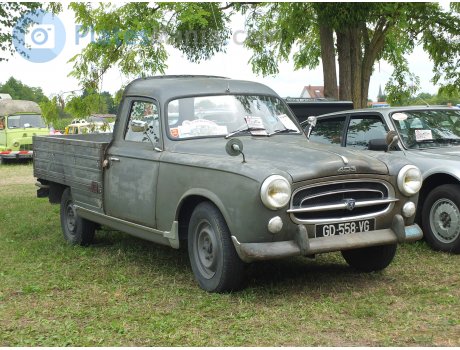 GD-558-VG, Peugeot 403