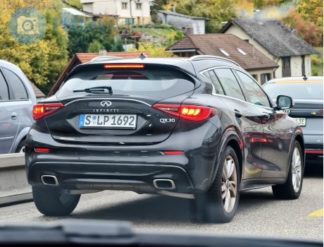 S LP 1692, Infiniti QX30