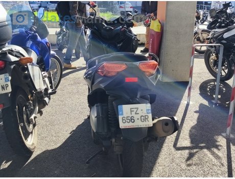 FZ-656-GR, Yamaha XMAX