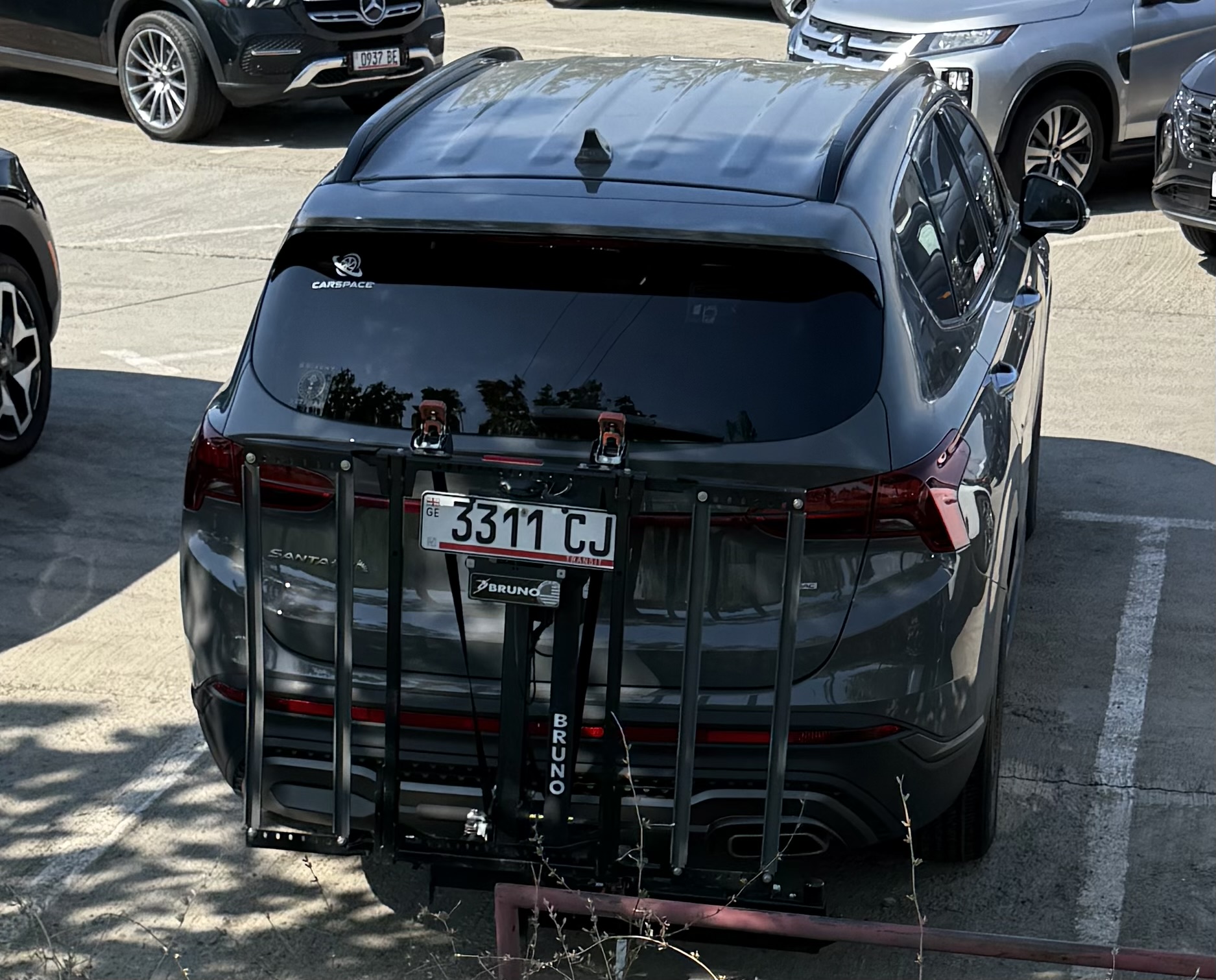 3311 CJ, Hyundai Santa Fe 