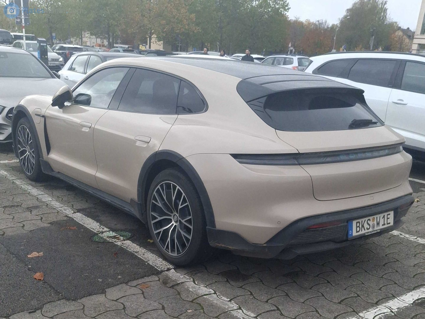 BKS W 1 E, Porsche Taycan 1st gen Cross Turismo (9J1), 2021–2024