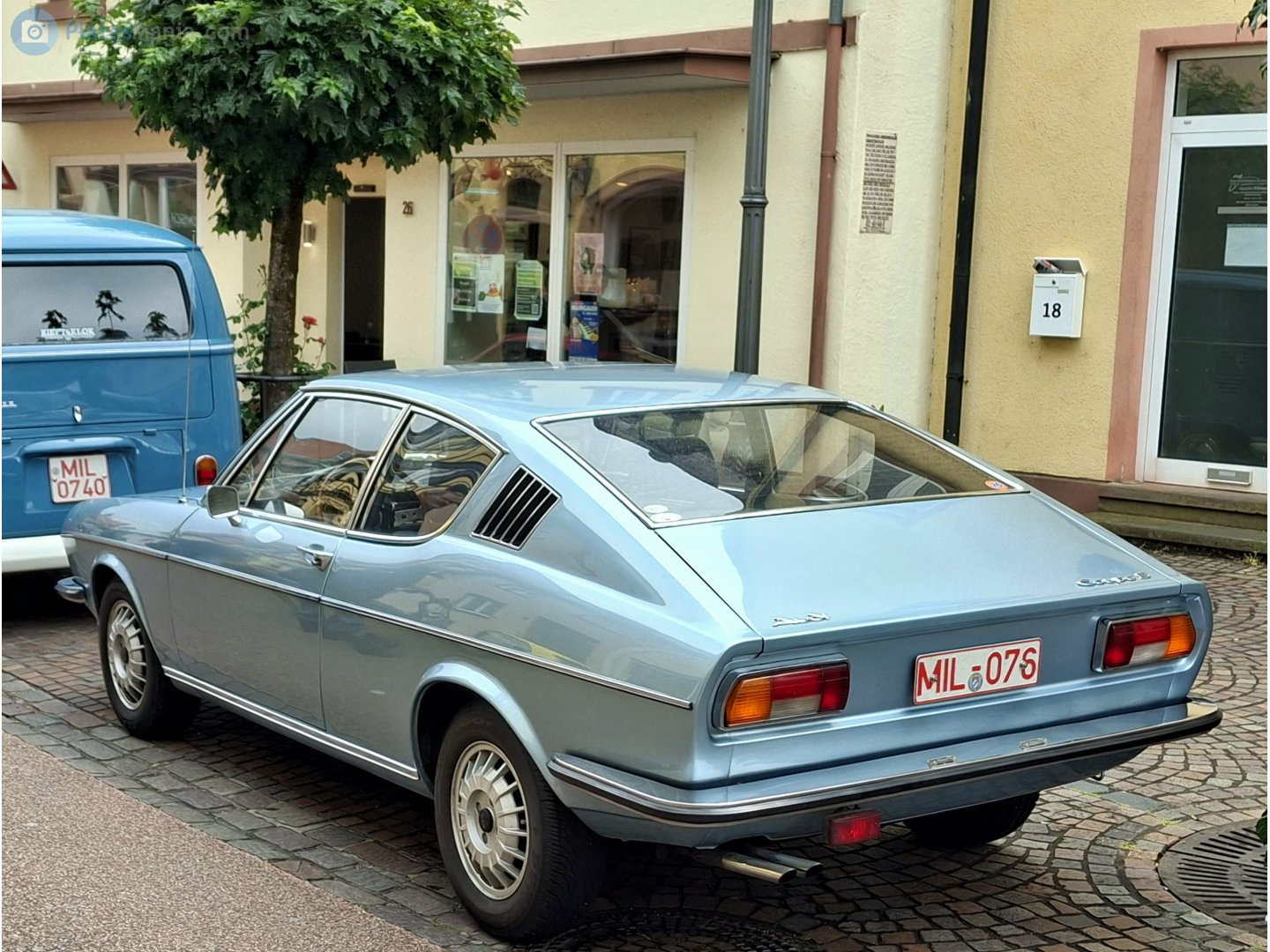 MIL 076, Audi 100 1st gen Coupé (C1), 1970–1976