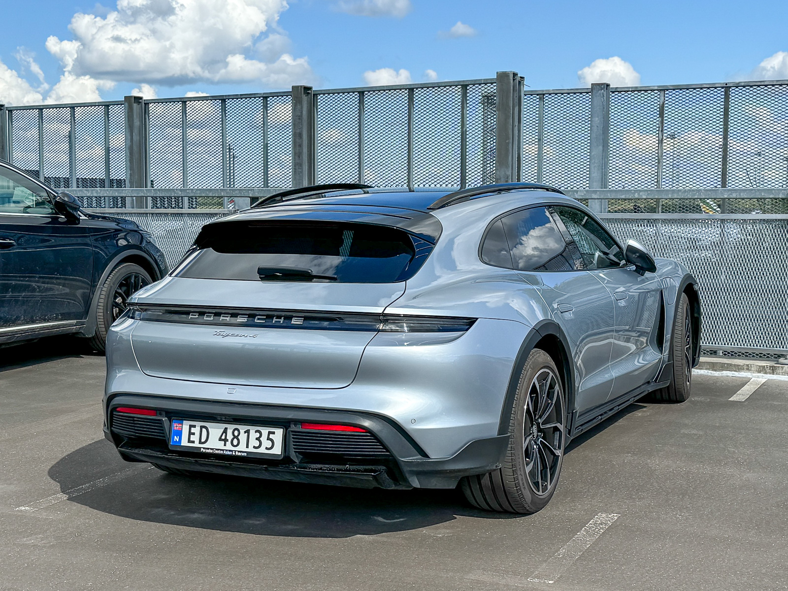 ED 48135, Porsche Taycan 1st gen Cross Turismo (9J1), 2021–2024