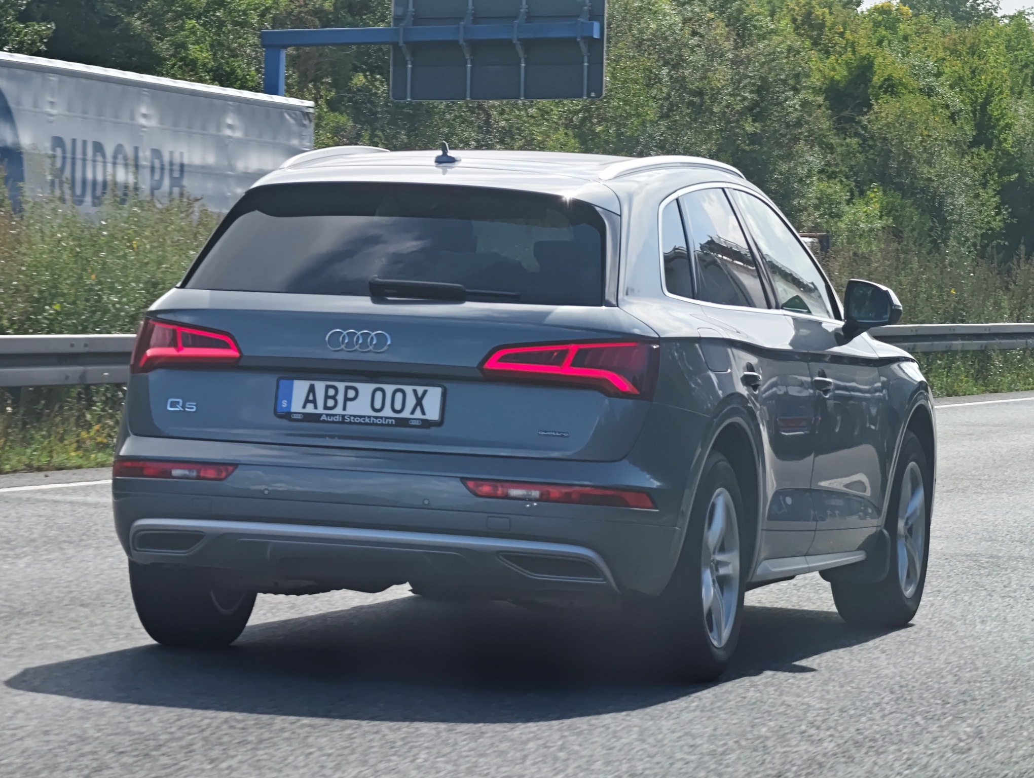 ABP 00X, Audi Q5 2nd gen SUV (FYB), 2017–2020