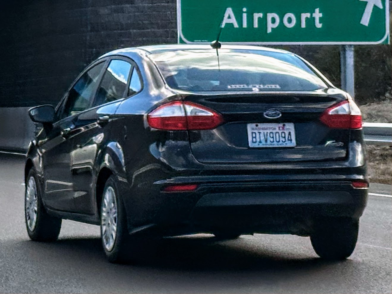 BIV9094, Ford Fiesta 6th gen Sedan (B409; JA8), facelift, 2012–2019