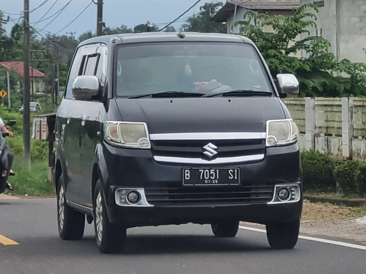 B 7051 SI, Suzuki APV 1st gen Arena (DN), facelift, 2007–