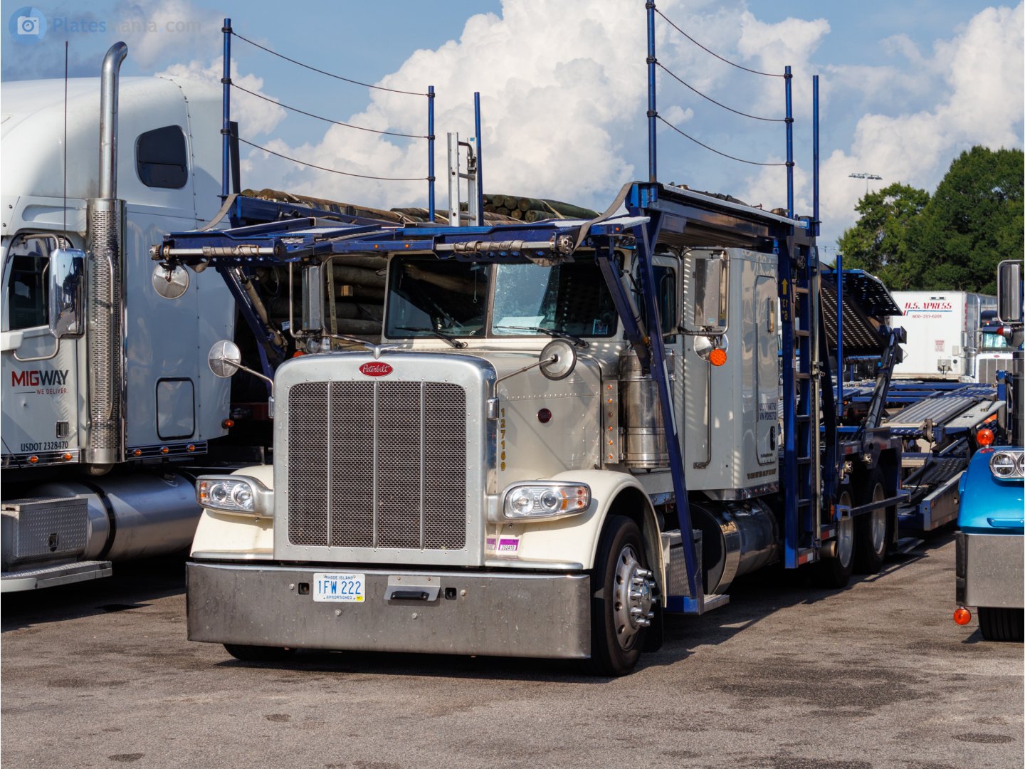 1FW 222, Peterbilt 389 