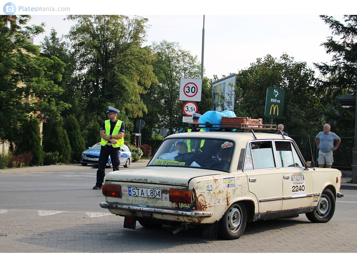 STA L804, FSO 125p 1st gen Sedan, 1983–1991