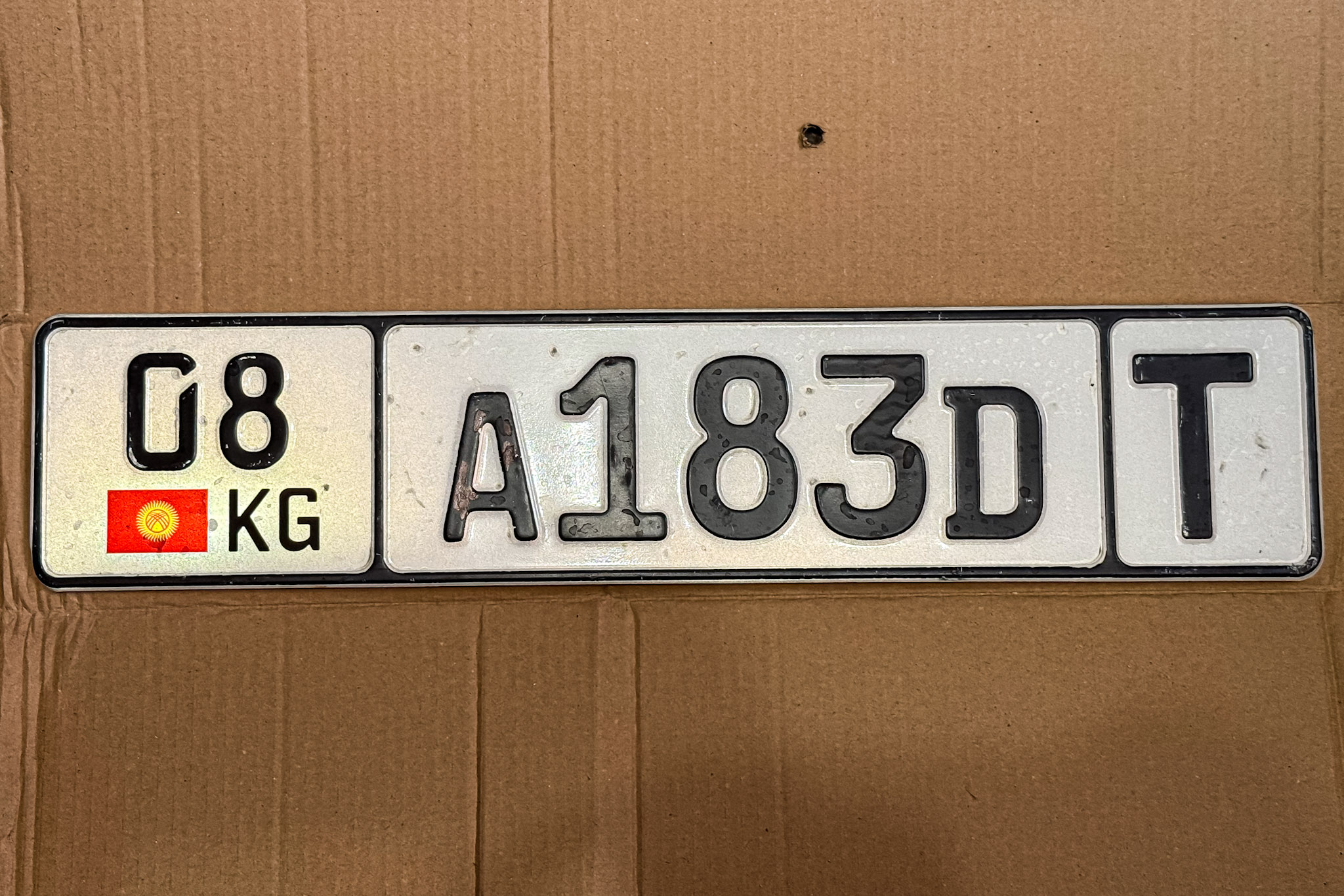08 A183D, License plate without vehicle 