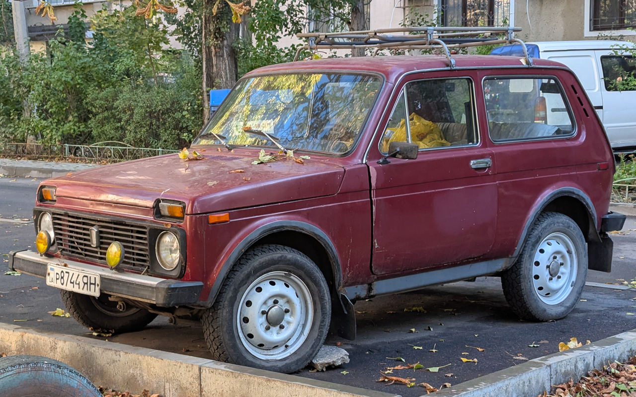 р 8744 ЯН, Lada (VAZ) 2121 Нива 2121, 1977­–1994