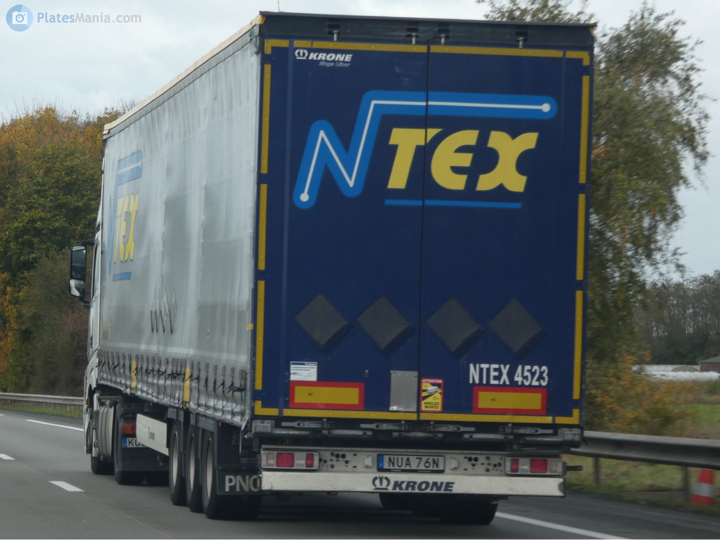 NUA 76N, Krone Mega Liner 