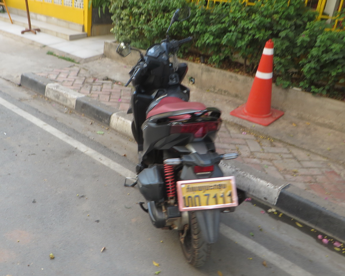 ທຕ 7111, Honda Click 